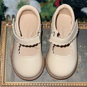 Elephantino Mary Jane’s